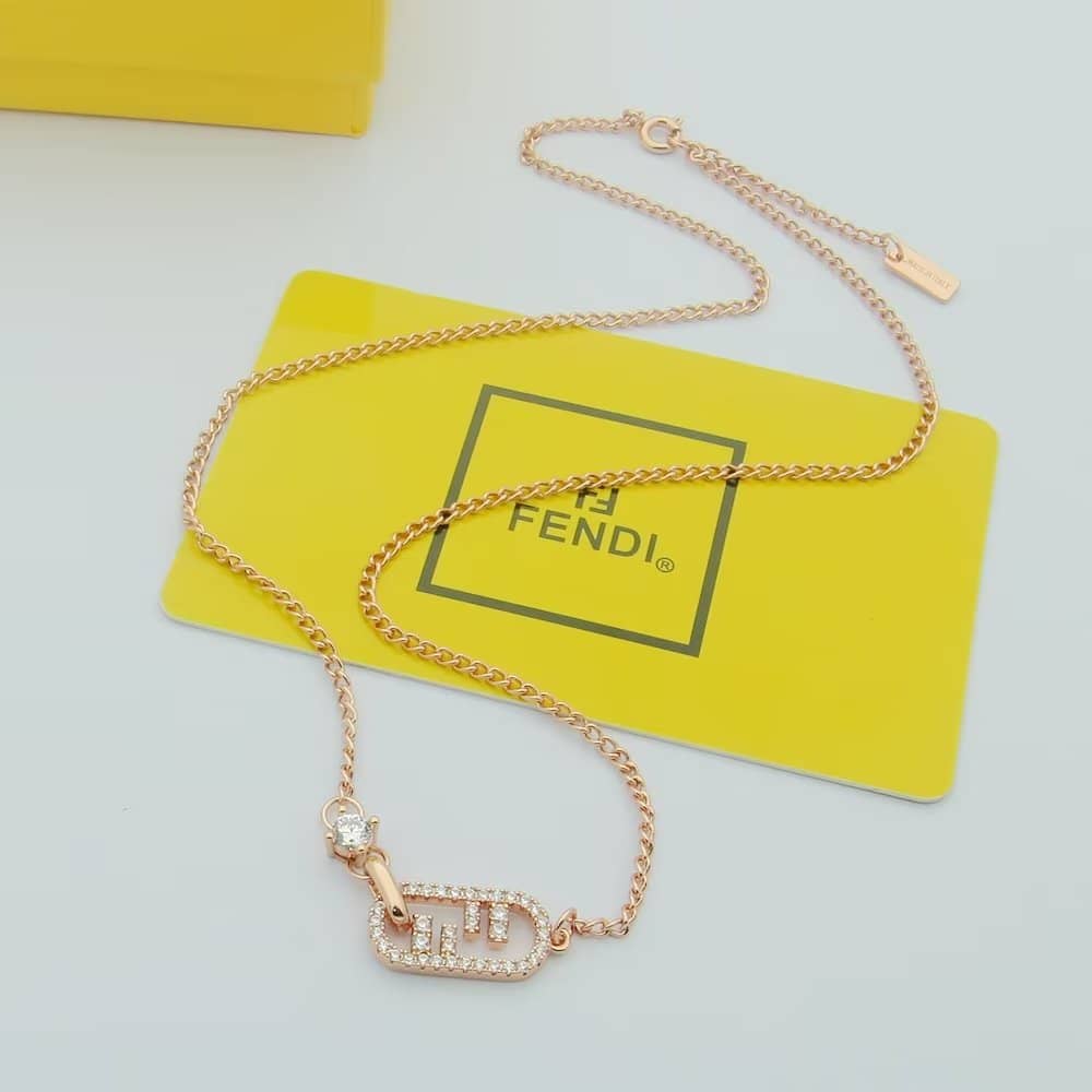 Best Replica Wholesale Fendi Logo Necklace - Colareps