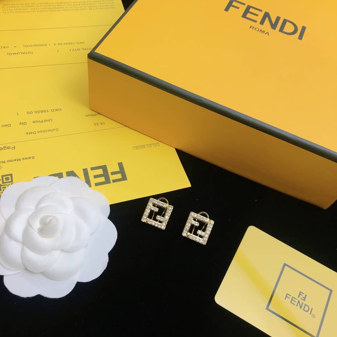 Best Replica Fake Fendi Logo Earring - Colareps