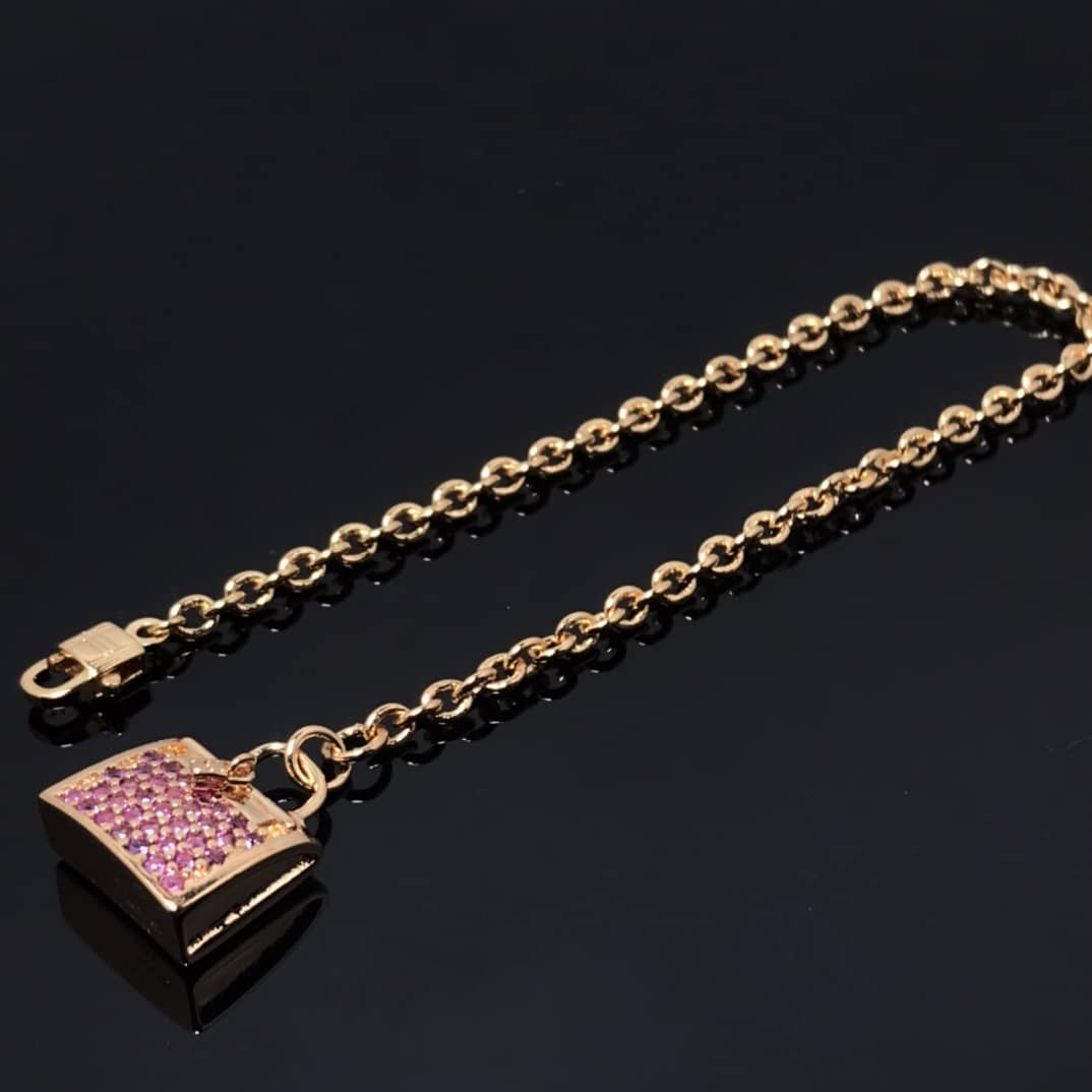 Best Replica Designer Hermes Classic Bracelet - Colareps