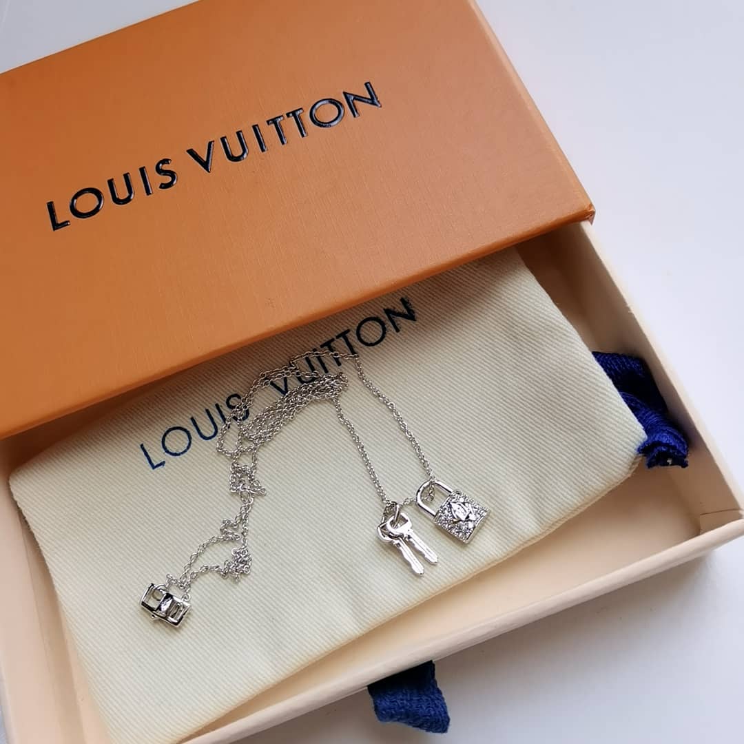 Best Replica Louis vuitton Necklace For Sale - Colareps