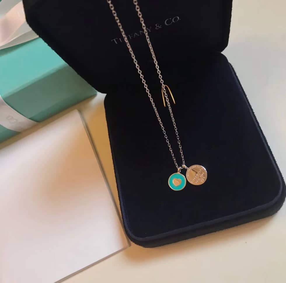 Best Replica Wholesale Tiffany Logo Necklace - Colareps
