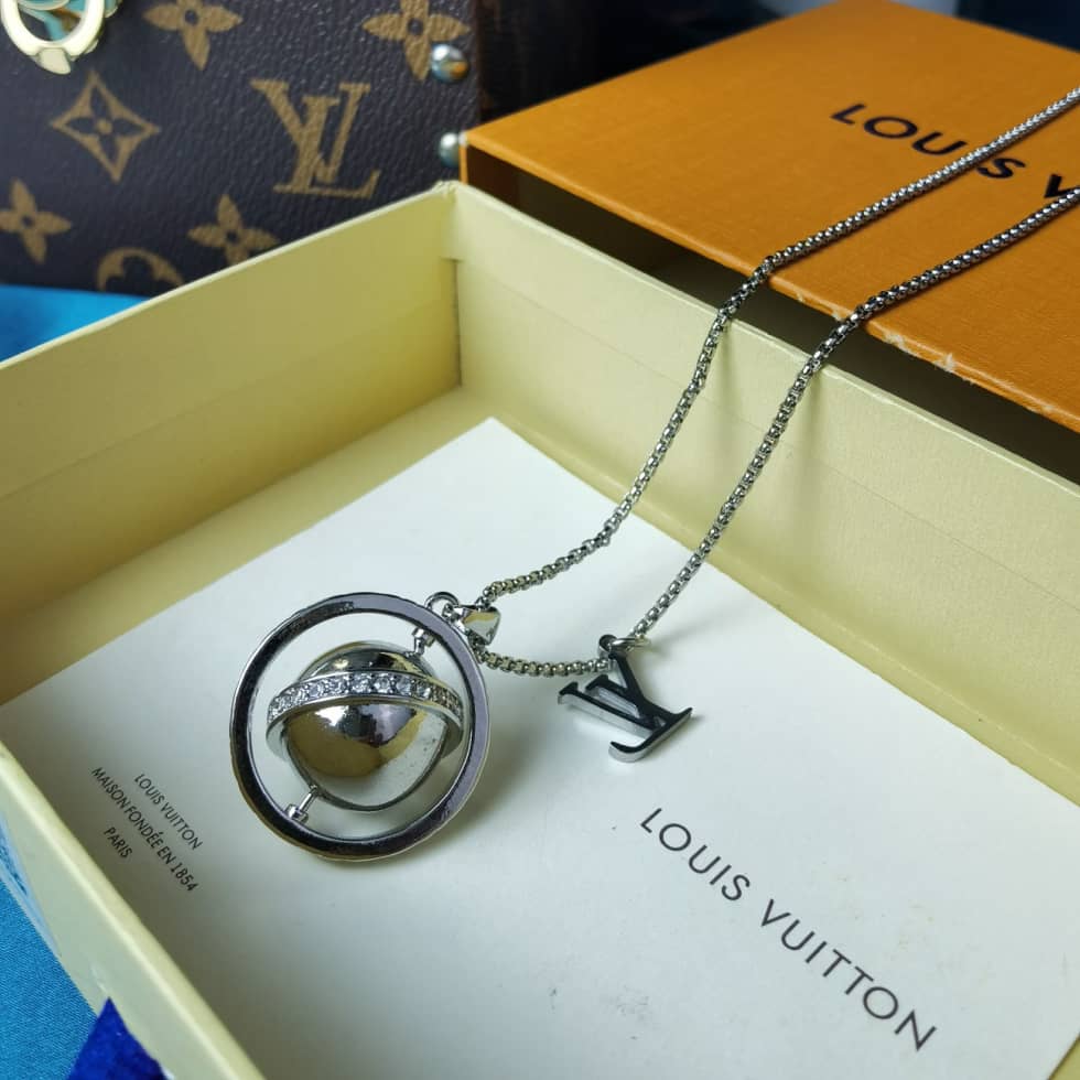 Best Replica High Quality Louis vuitton Necklace - Colareps