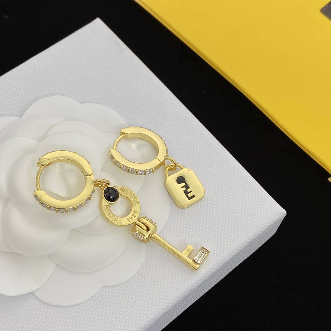 Best Replica Wholesale Fendi Logo Earring - Colareps