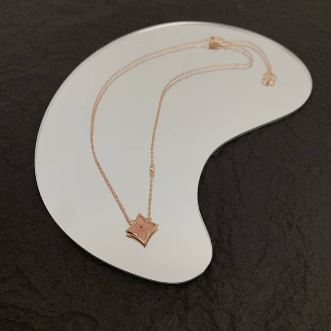 Best Replica Luxury Louis vuitton Classic AAA+ Necklace - Colareps
