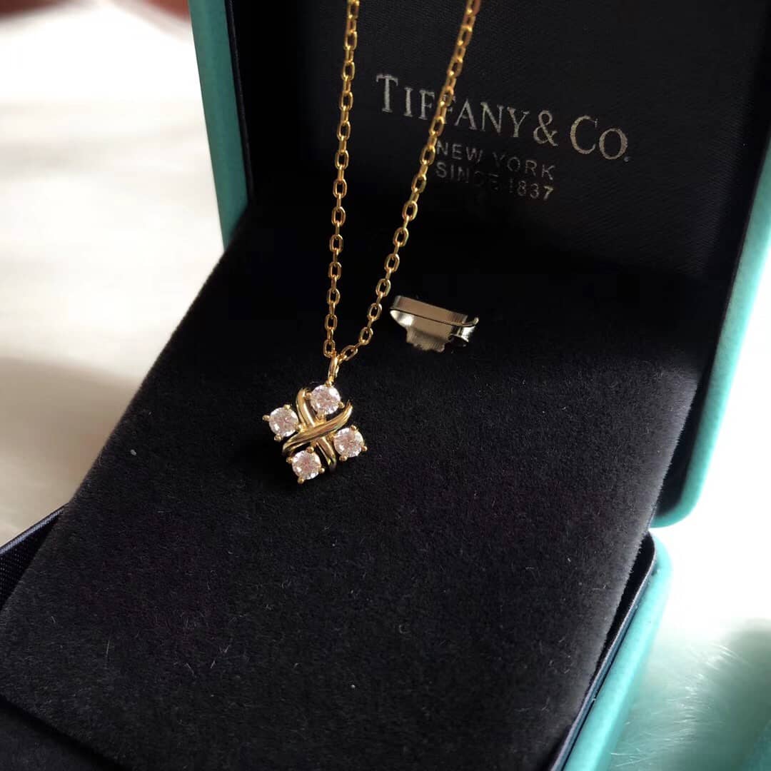Best Replica Wholesale Tiffany Logo Necklace - Colareps