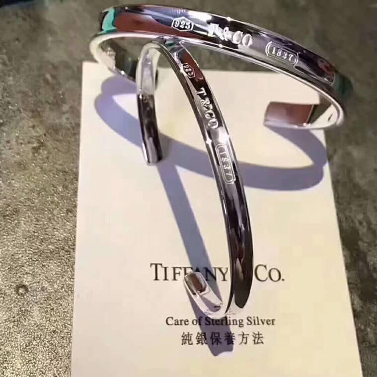 Best Replica Designer Tiffany Classic Bracelet - Colareps
