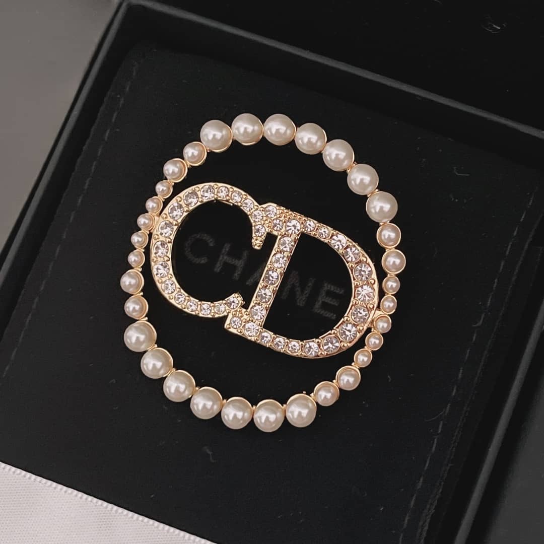 Best Replica Best Christian Dior Classic Brooch - Colareps