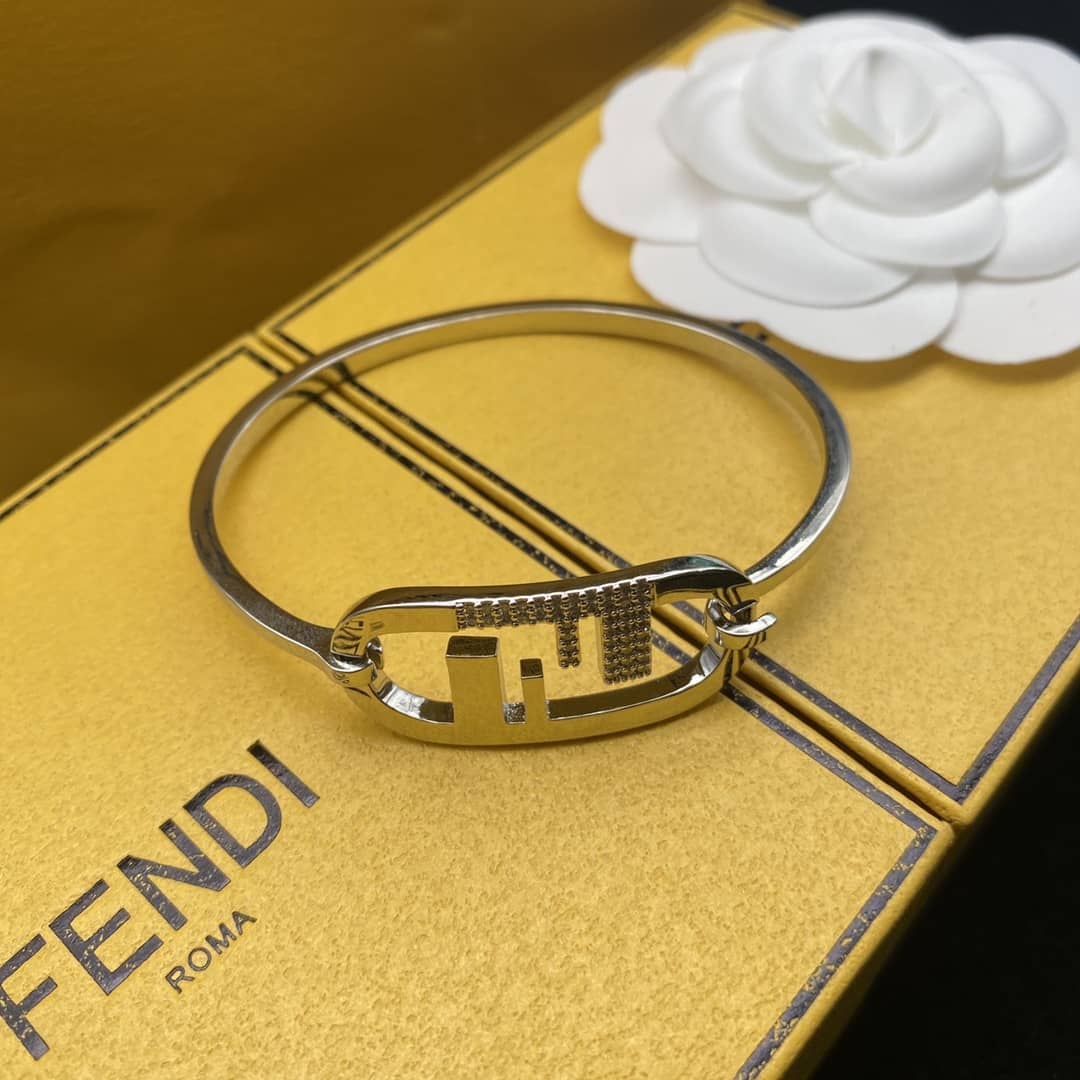 Best Replica 7 Star Fendi Bracelet - Colareps