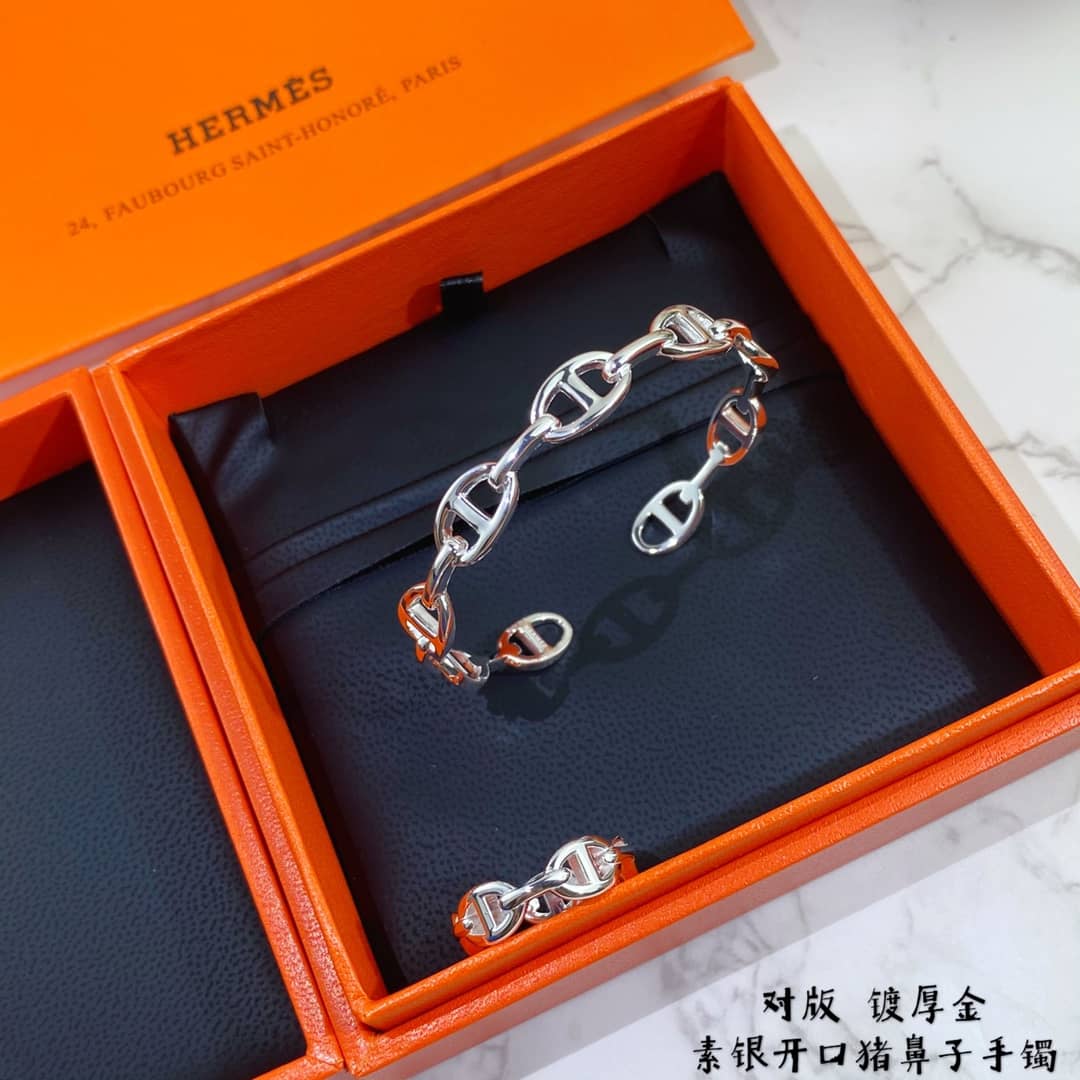 Best Replica Fake Hermes Logo Bracelet - Colareps