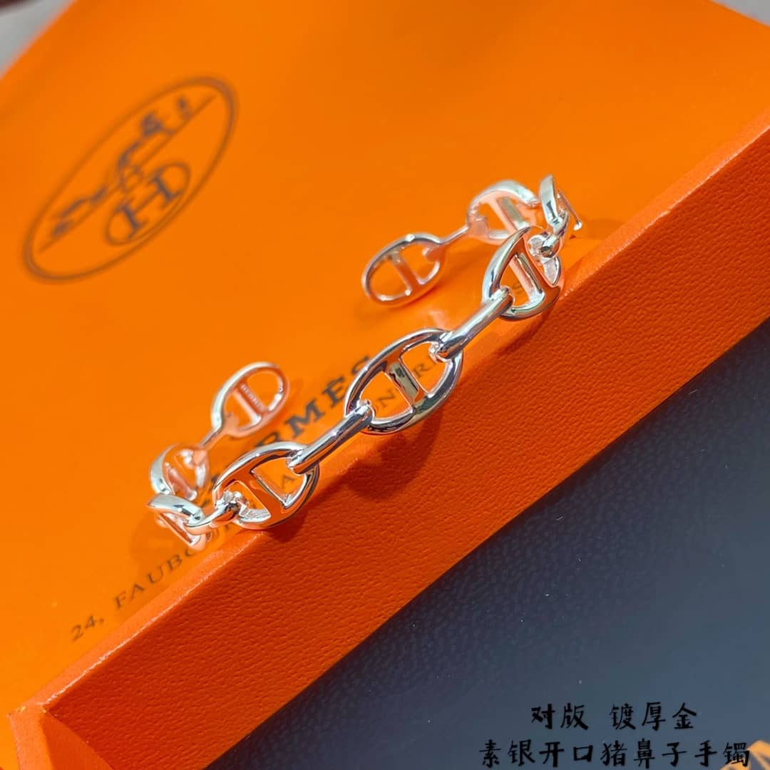 Best Replica Fake Hermes Logo Bracelet - Colareps