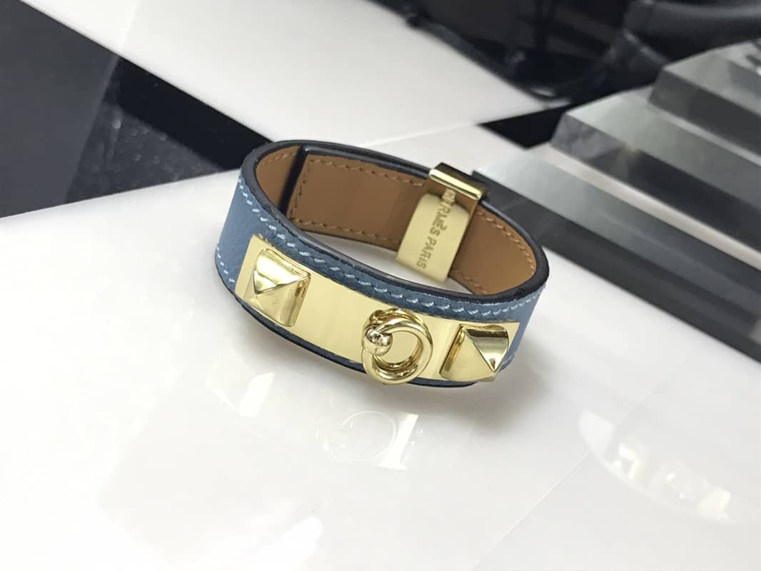 Best Replica Luxury Hermes Classic AAA+ Bracelet - Colareps