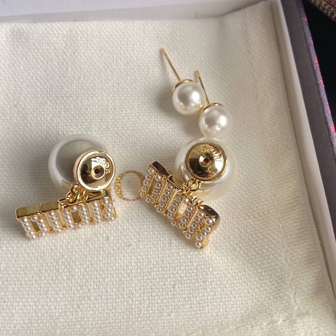 Best Replica Fake Christian Dior Logo Earring - Colareps