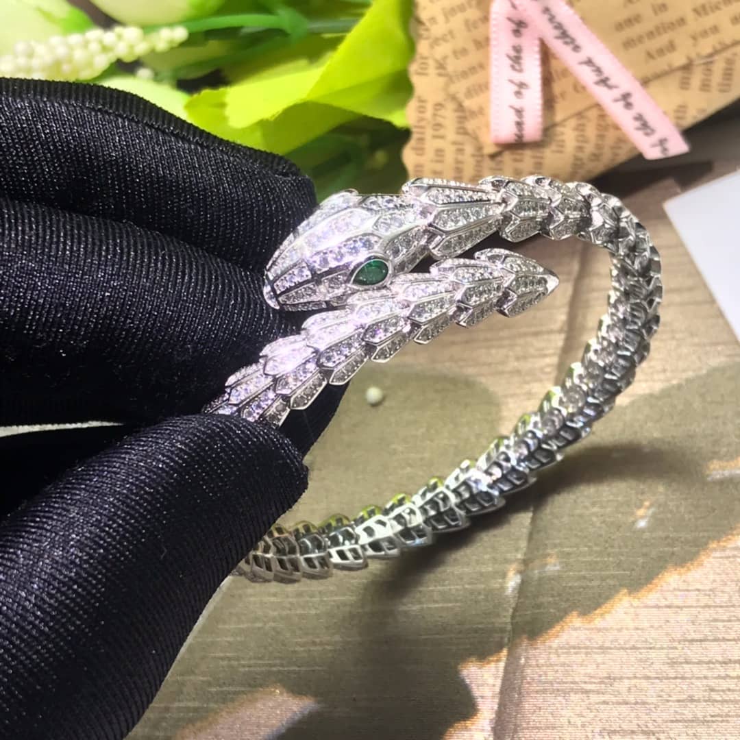 Best Replica Wholesale Bvlgari Logo Bracelet - Colareps