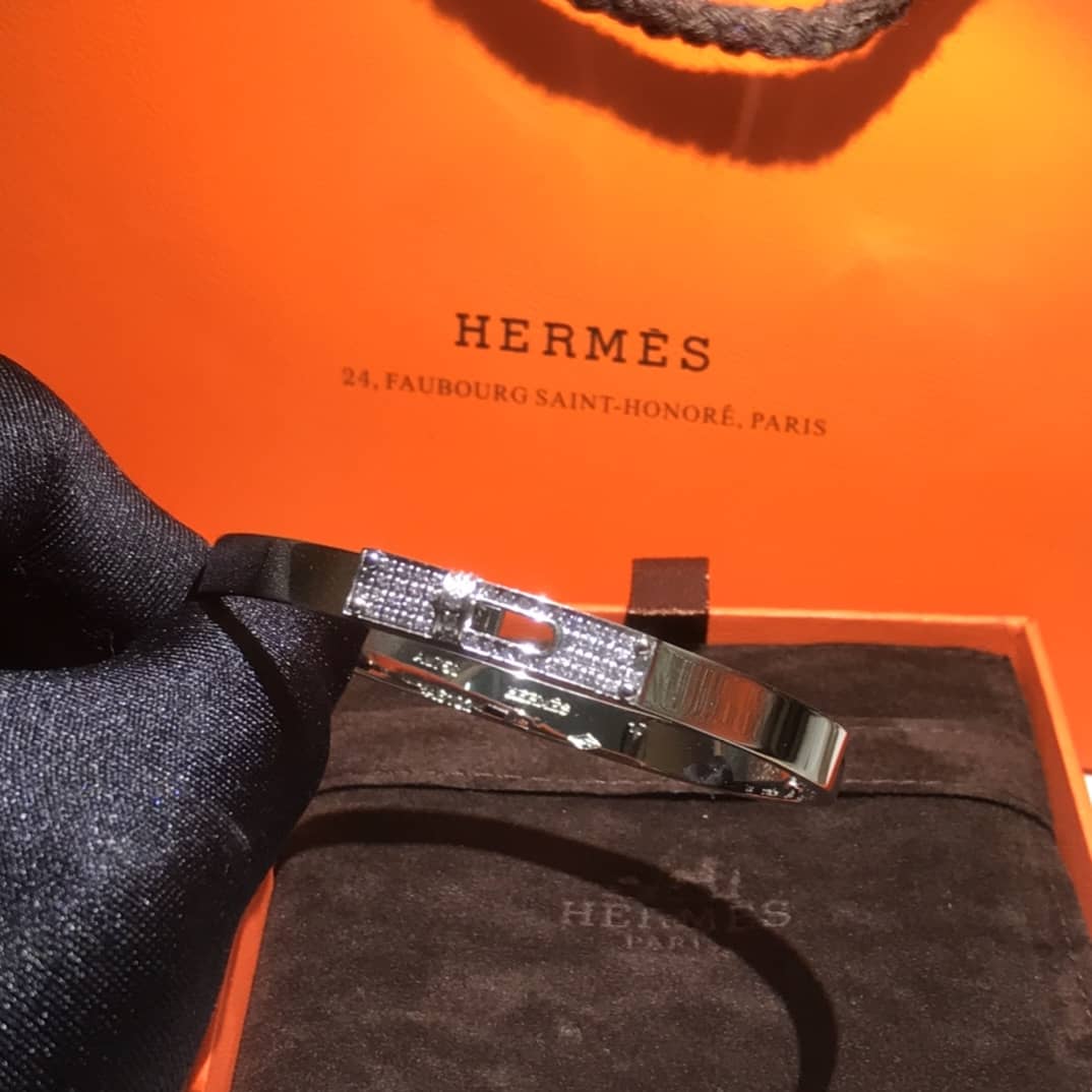 Best Replica Hermes Bracelet For Sale - Colareps