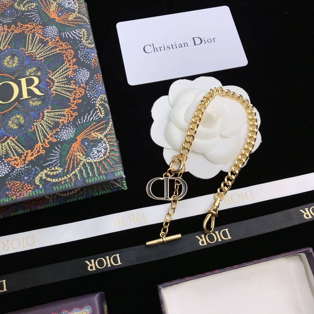 Best Replica Christian Dior Bracelet First Copy - Colareps