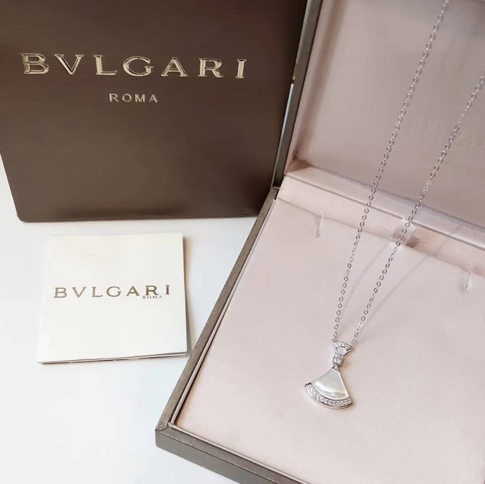 Best Replica Fake Bvlgari Logo Necklace - Colareps