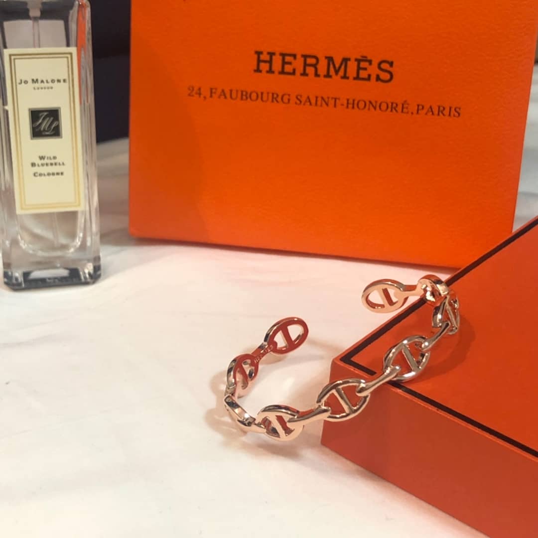 Best Replica Wholesale Hermes AAA+ Bracelet - Colareps