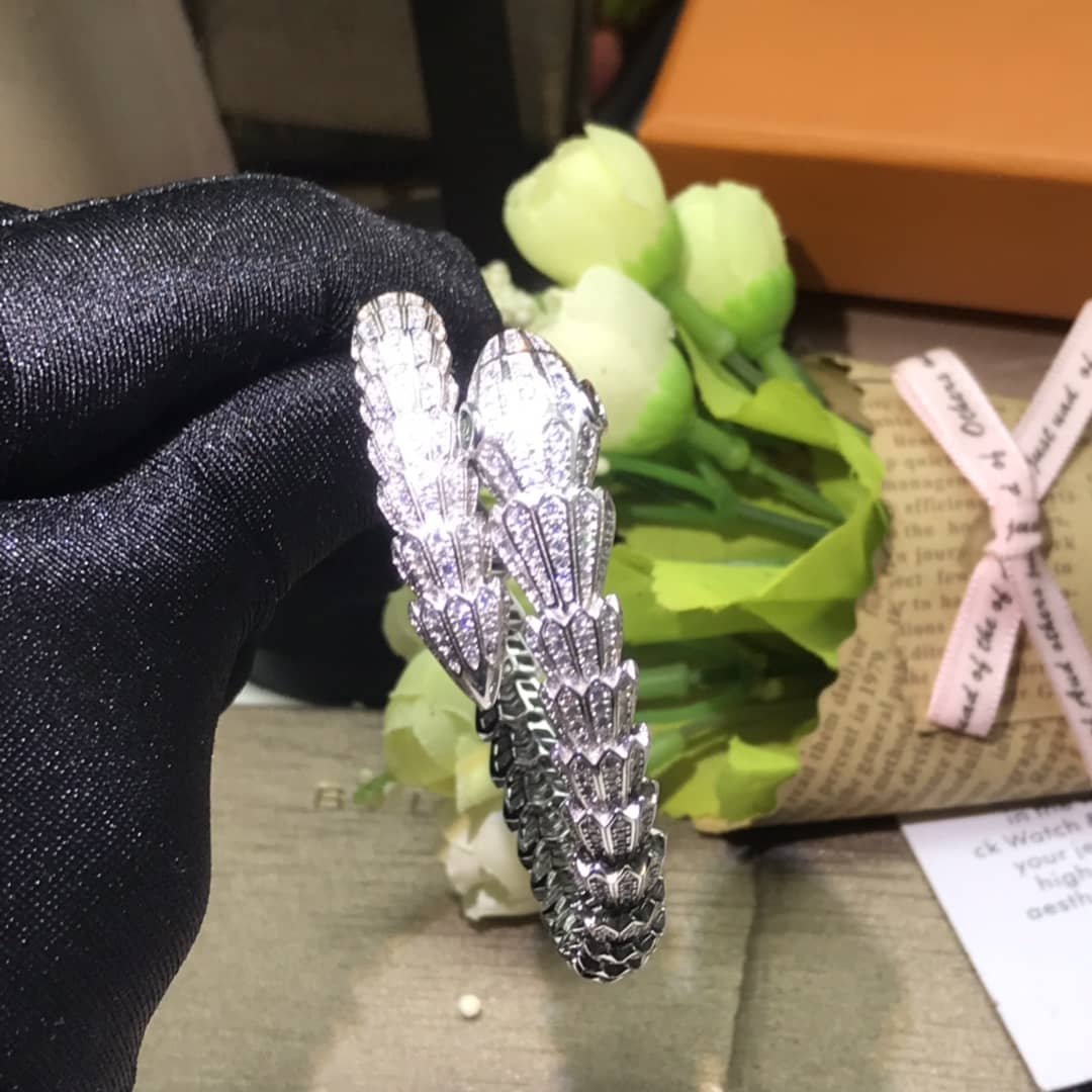 Best Replica Wholesale Bvlgari Logo Bracelet - Colareps