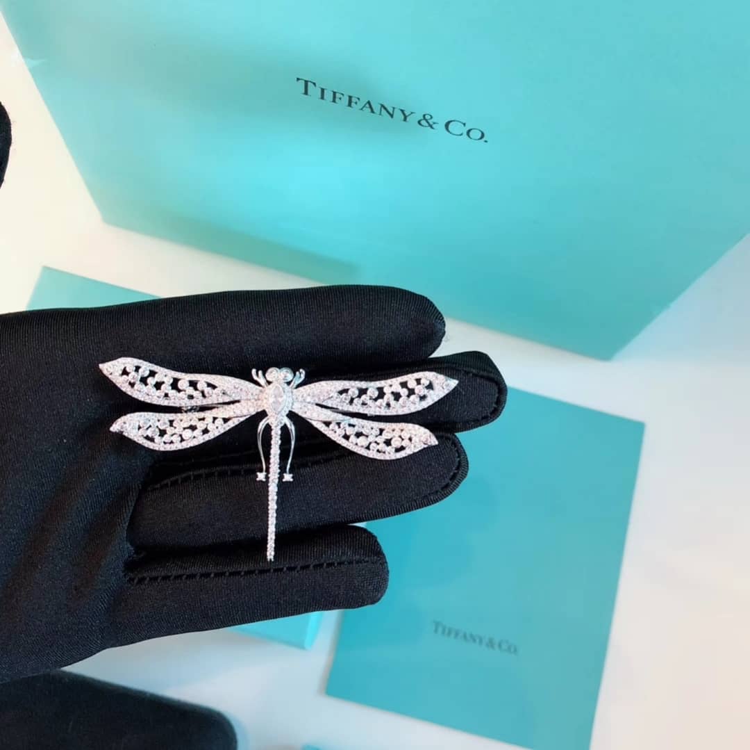 Best Replica Fake Tiffany Logo Brooch - Colareps