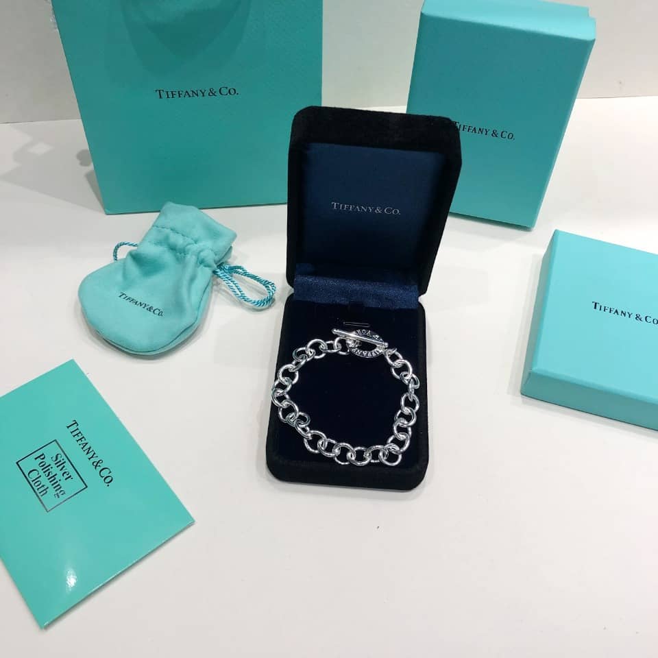 Best Replica Fake Tiffany Logo Bracelet - Colareps