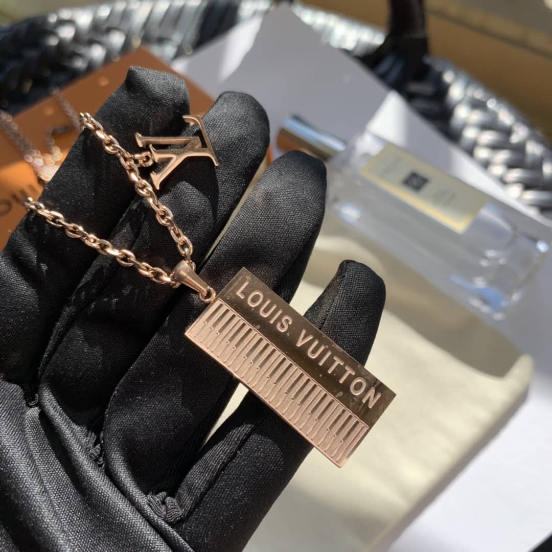 Best Replica Top Quality Louis vuitton Necklace - Colareps
