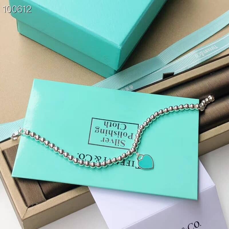Best Replica Wholesale Tiffany Logo Bracelet - Colareps