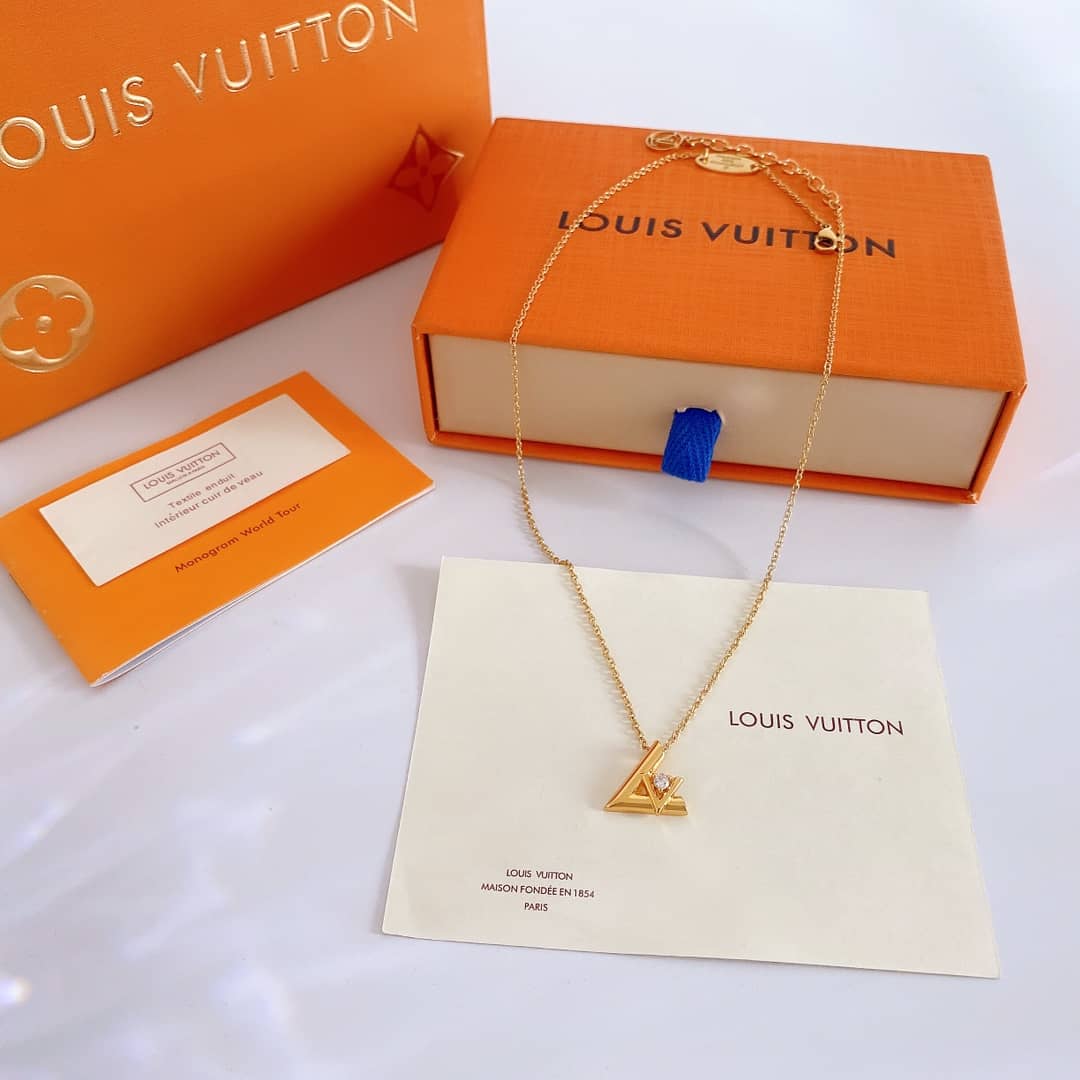 Best Replica Knockoff Louis vuitton Logo Necklace - Colareps