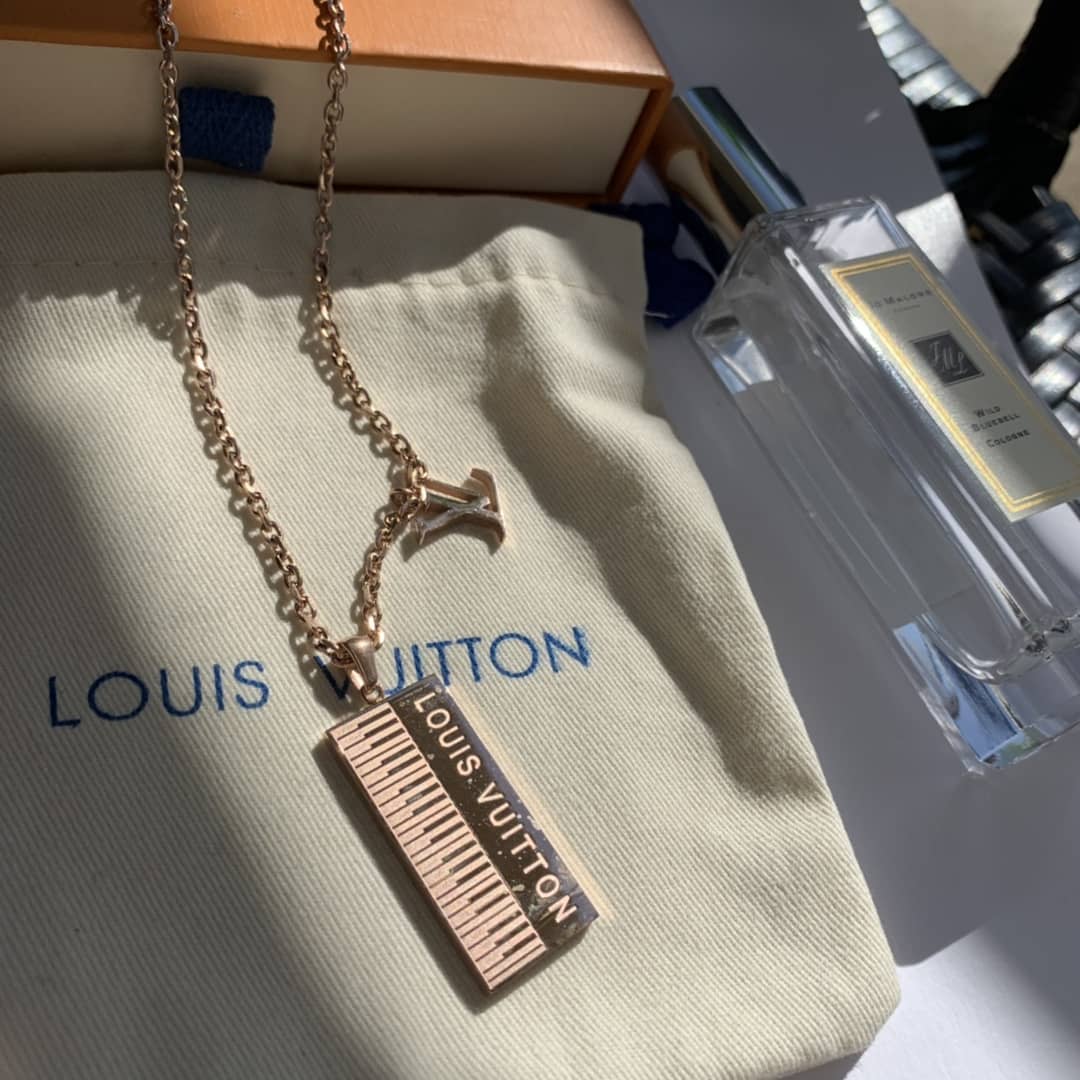 Best Replica Top Quality Louis vuitton Necklace - Colareps