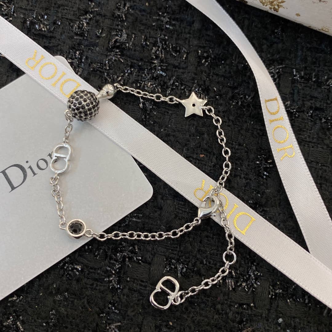 Best Replica Knockoff Christian Dior Logo Bracelet - Colareps