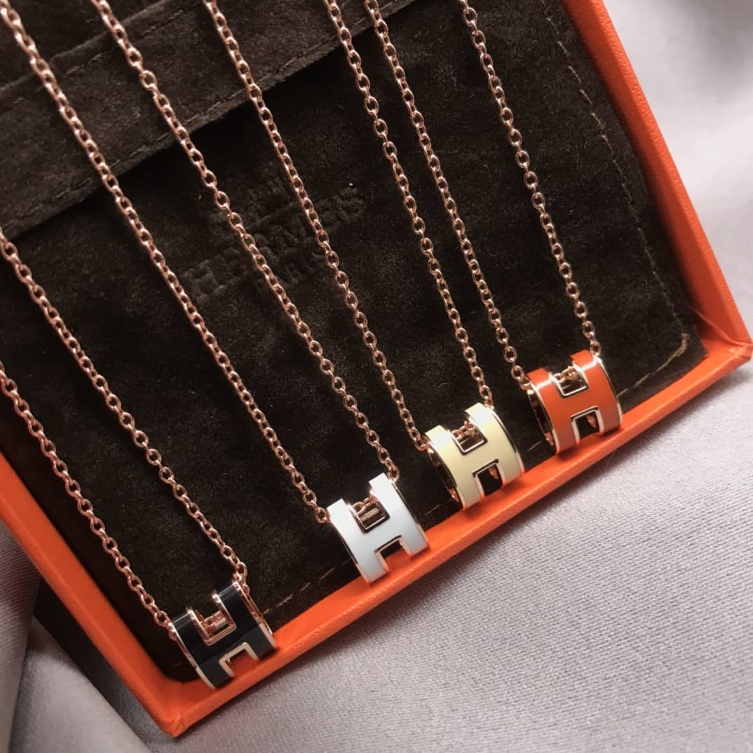 Best Replica Knockoff Hermes Logo Necklace - Colareps