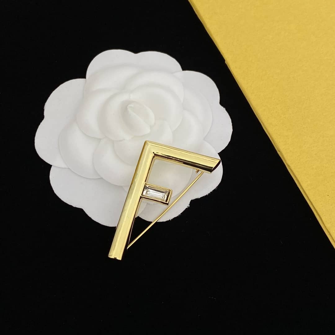 Best Replica Best Fendi Classic Brooch - Colareps