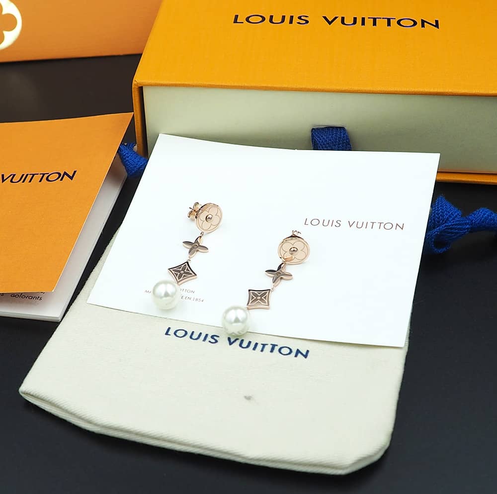 Best Replica Fake Louis vuitton Logo Earring - Colareps