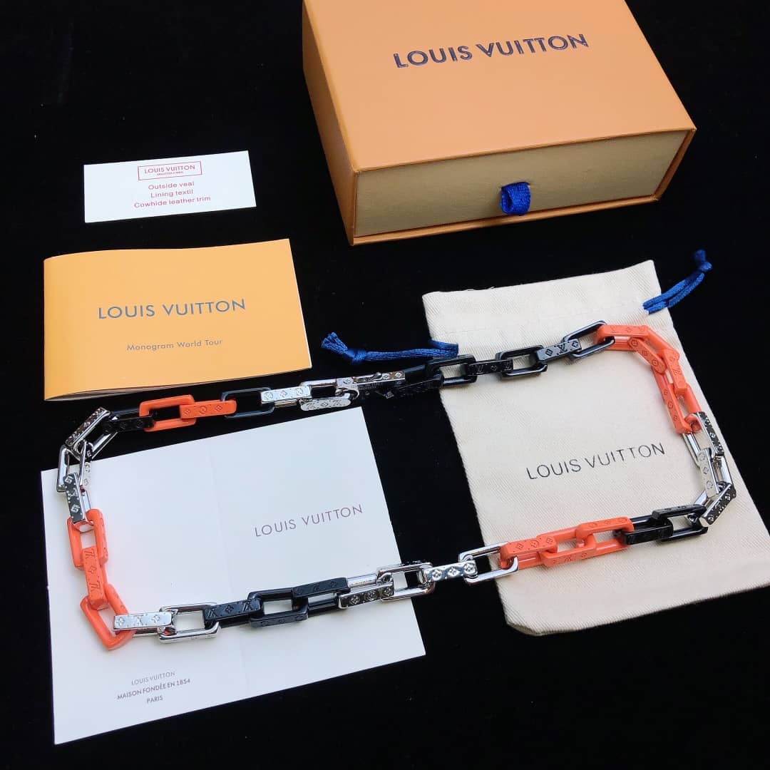 Best Replica Fake Louis vuitton Logo Necklace - Colareps