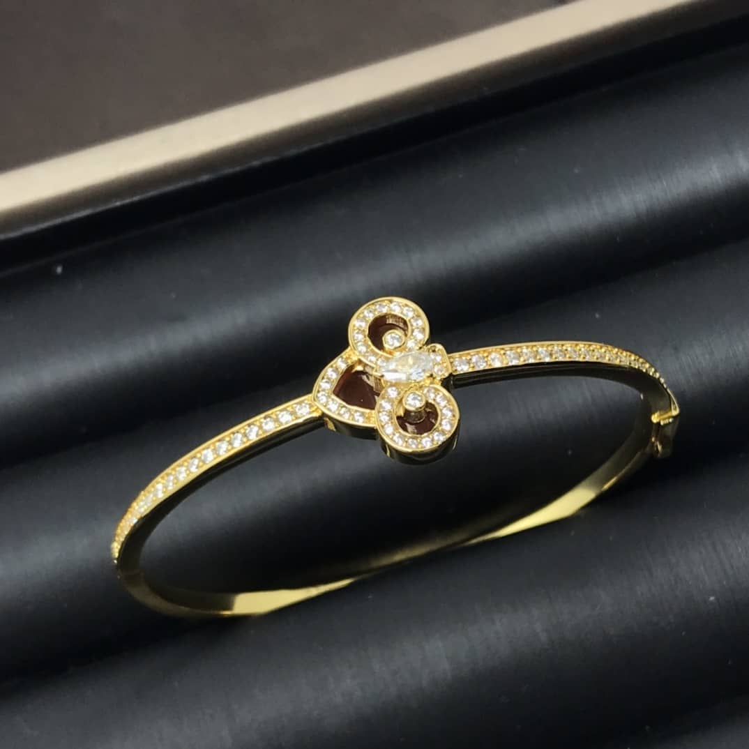 Best Replica Fake Tiffany Logo Bracelet - Colareps