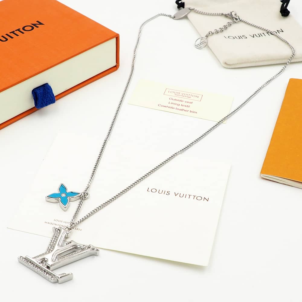 Best Replica Wholesale Louis vuitton Logo Necklace - Colareps