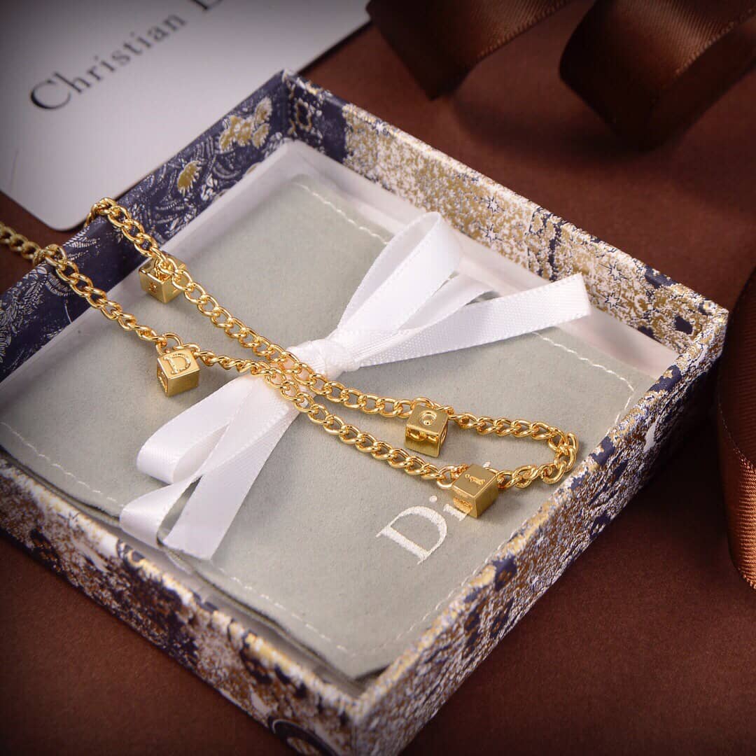 Best Replica Christian Dior Necklace Copy - Colareps