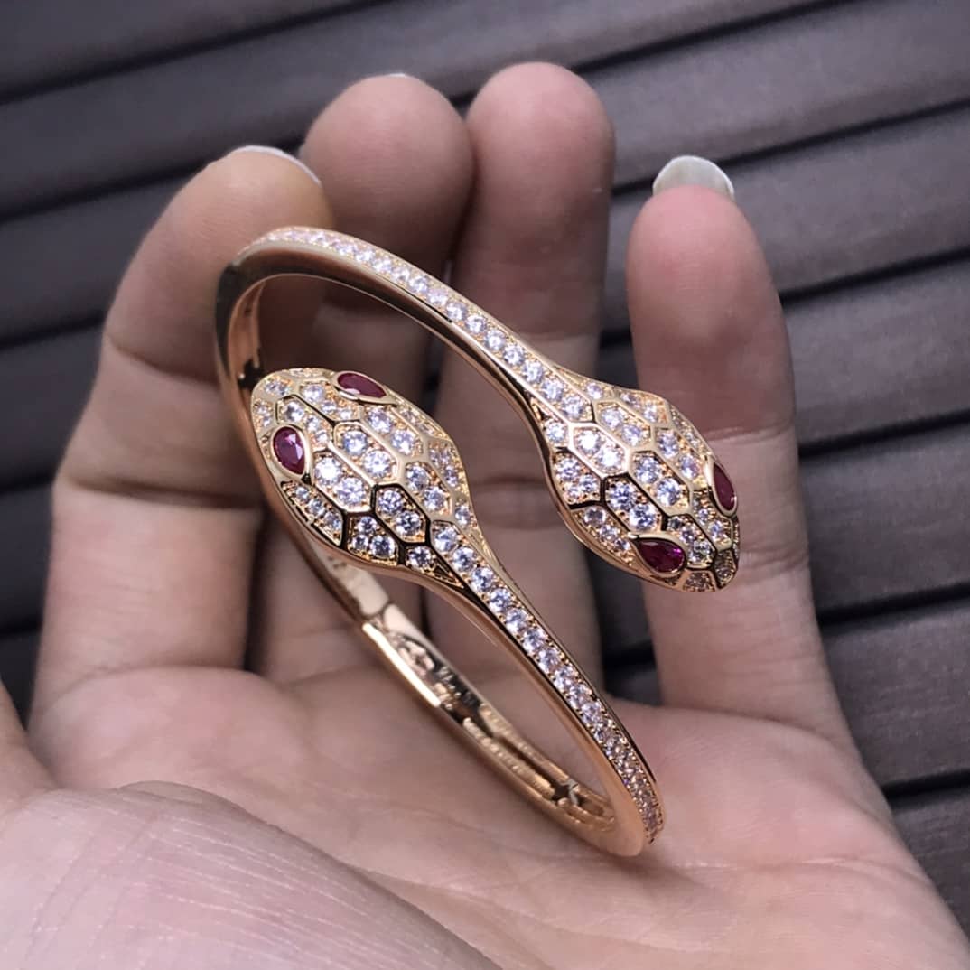 Best Replica Wholesale Bvlgari Logo Bracelet - Colareps