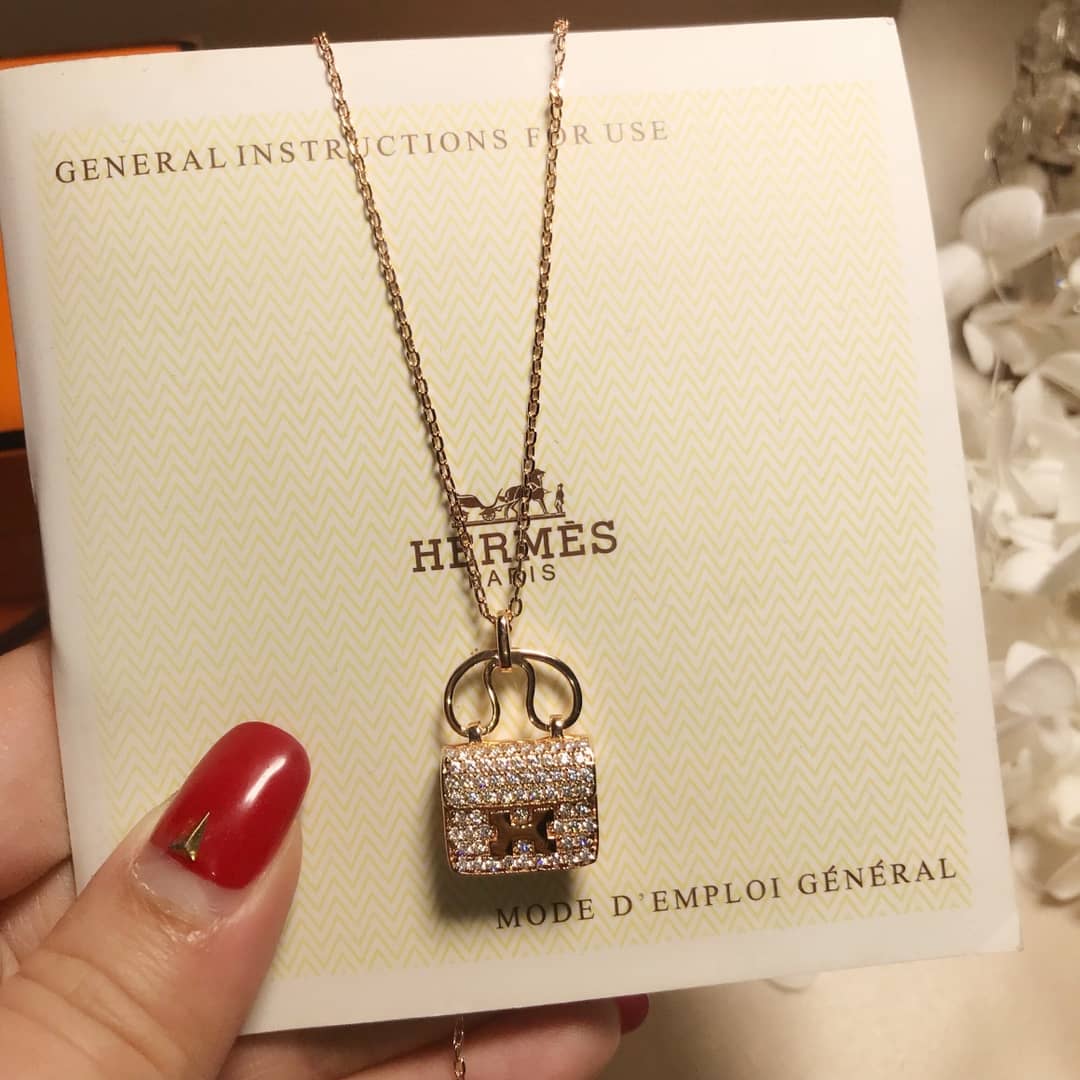 Best Replica Fake Hermes Logo Necklace - Colareps