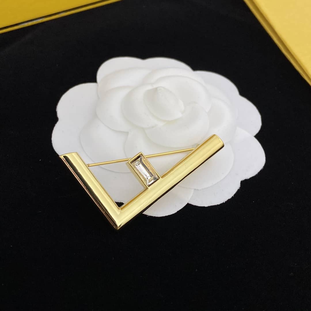 Best Replica Best Fendi Classic Brooch - Colareps