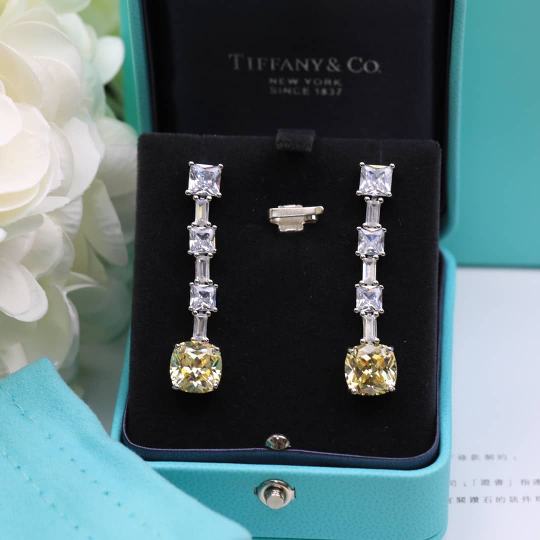 Best Replica Fake Tiffany Logo Earring - Colareps