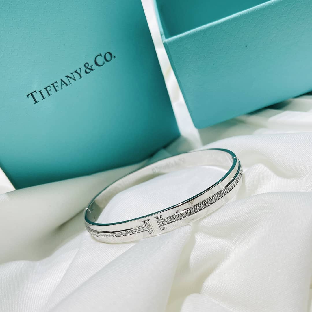Best Replica Knockoff Tiffany Logo Bracelet - Colareps