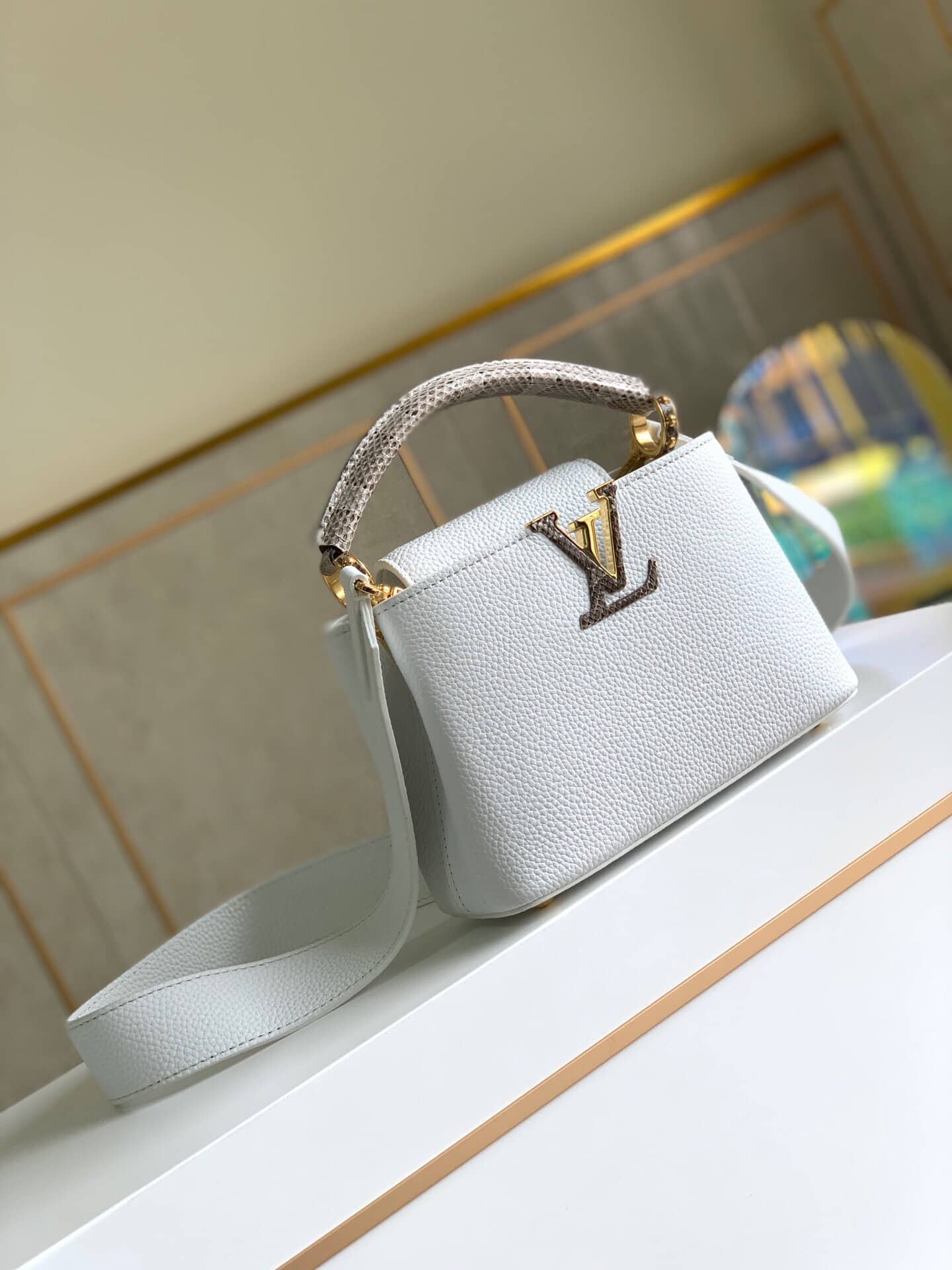 Best Replica Louis Vuitton Capucines Mini Bag Replica White M55921 - Colareps