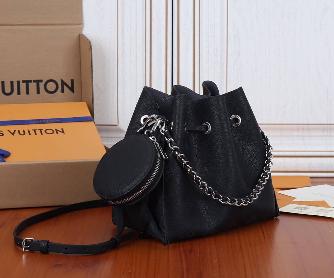 Best Replica Louis Vuitton Bella Leather Replica Shoulder Bag Black M57070 - Colareps