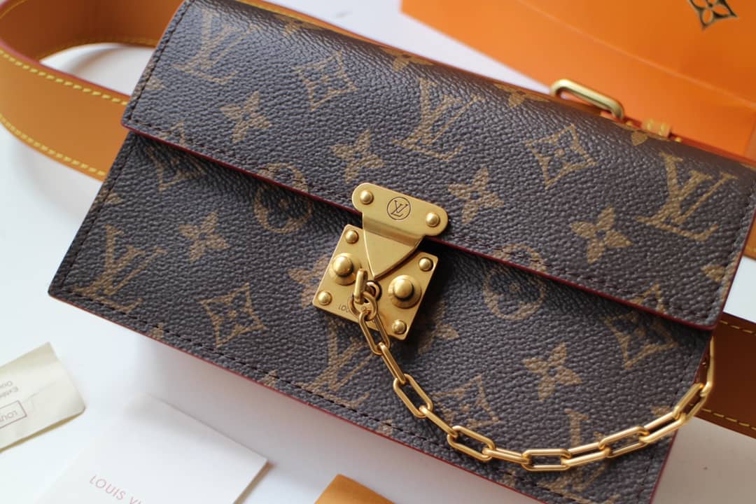 Best Replica Louis Vuitton Monogram S Lock PM Replica Belt Bag M44667 - Colareps