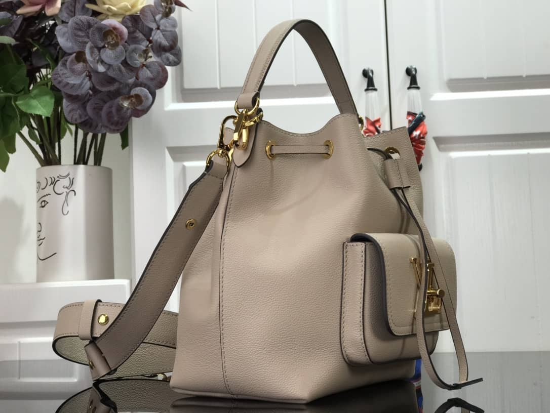 Best Replica Louis Vuitton Lockme Replica Bucket Bag Gray M57688 - Colareps