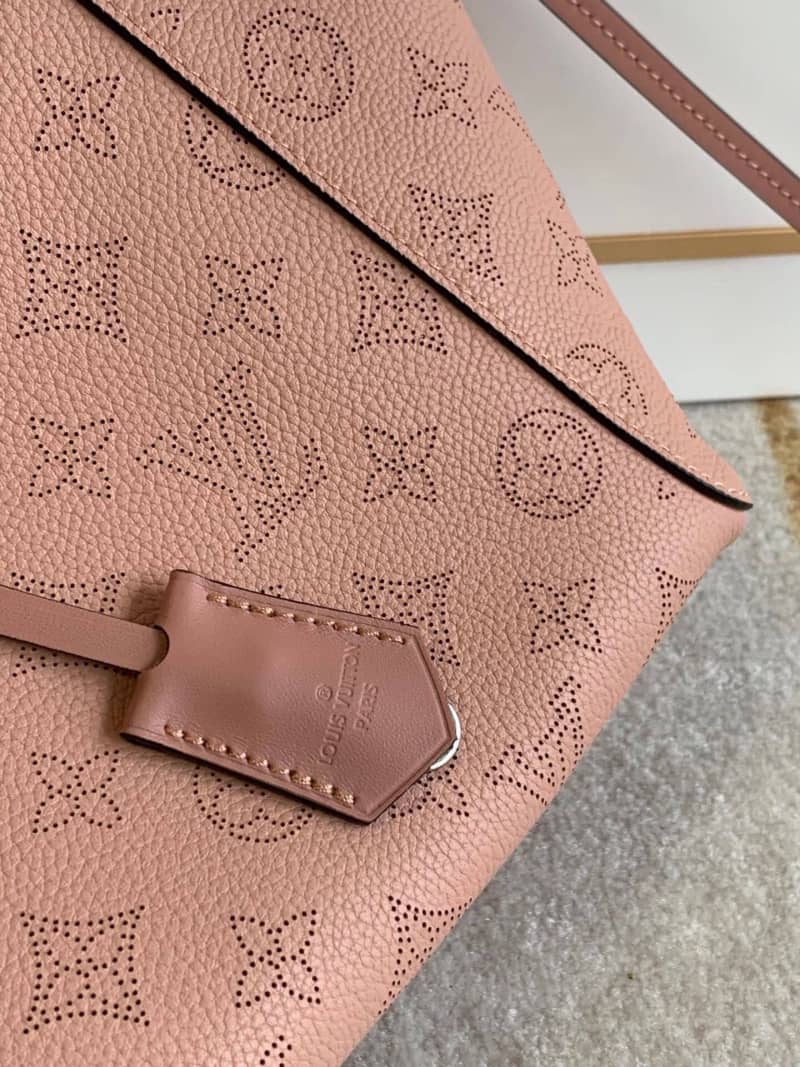 Best Replica Louis Vuitton Mahina Hina PM Leather Tote Replica Pink M54353 - Colareps