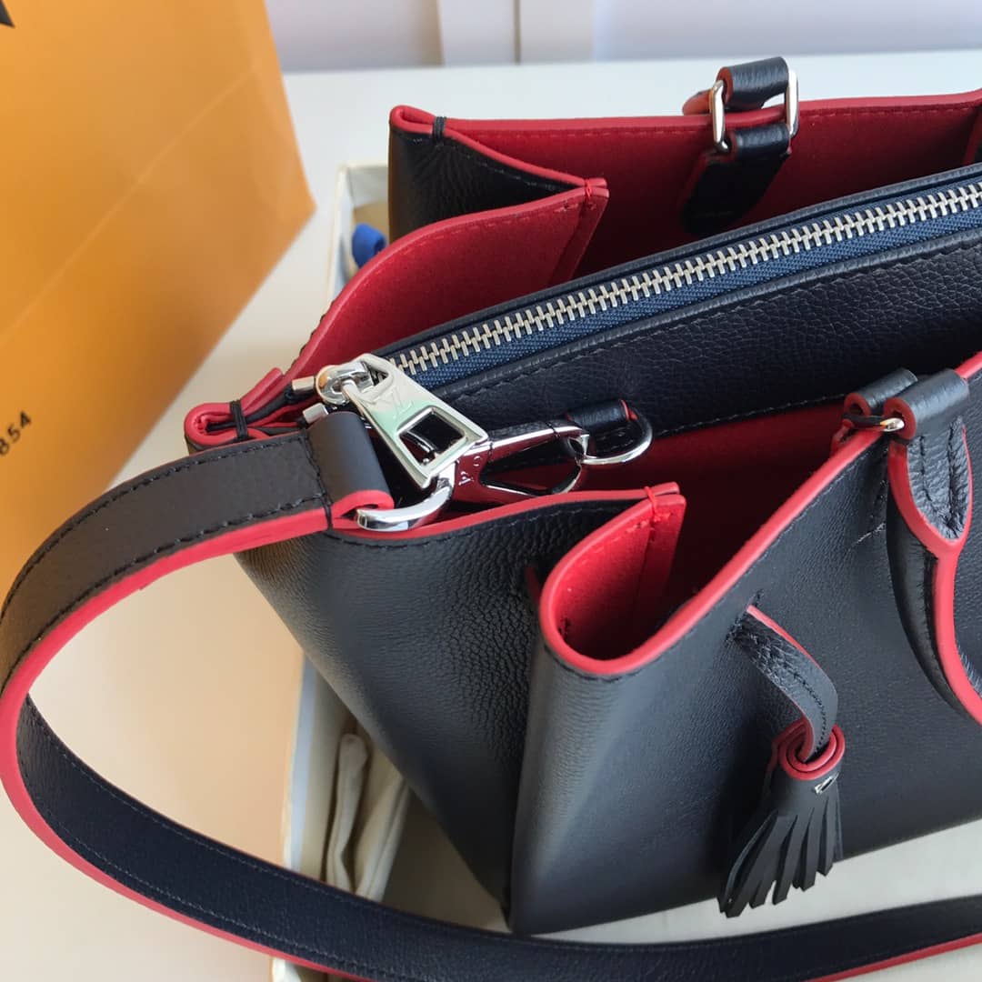 Best Replica Louis Vuitton Lockmeto Leather Tote Replica Black M54569 - Colareps