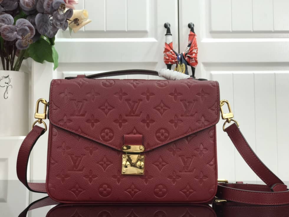 Best Replica Louis Vuitton Pochette Metis Marine Leather Red M44071 Replica Shoulder Bag - Colareps