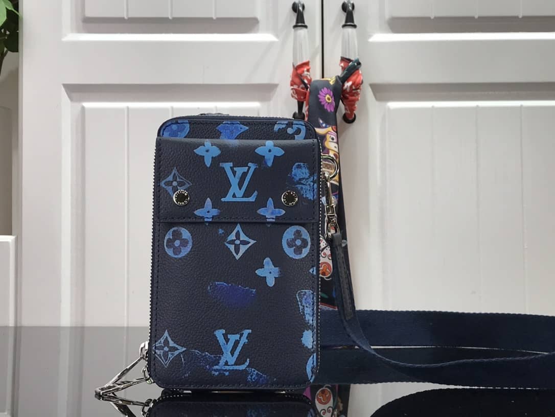 Best Replica Louis Vuitton Watercolor Monogram Phone Pouch Replica M80466 - Colareps