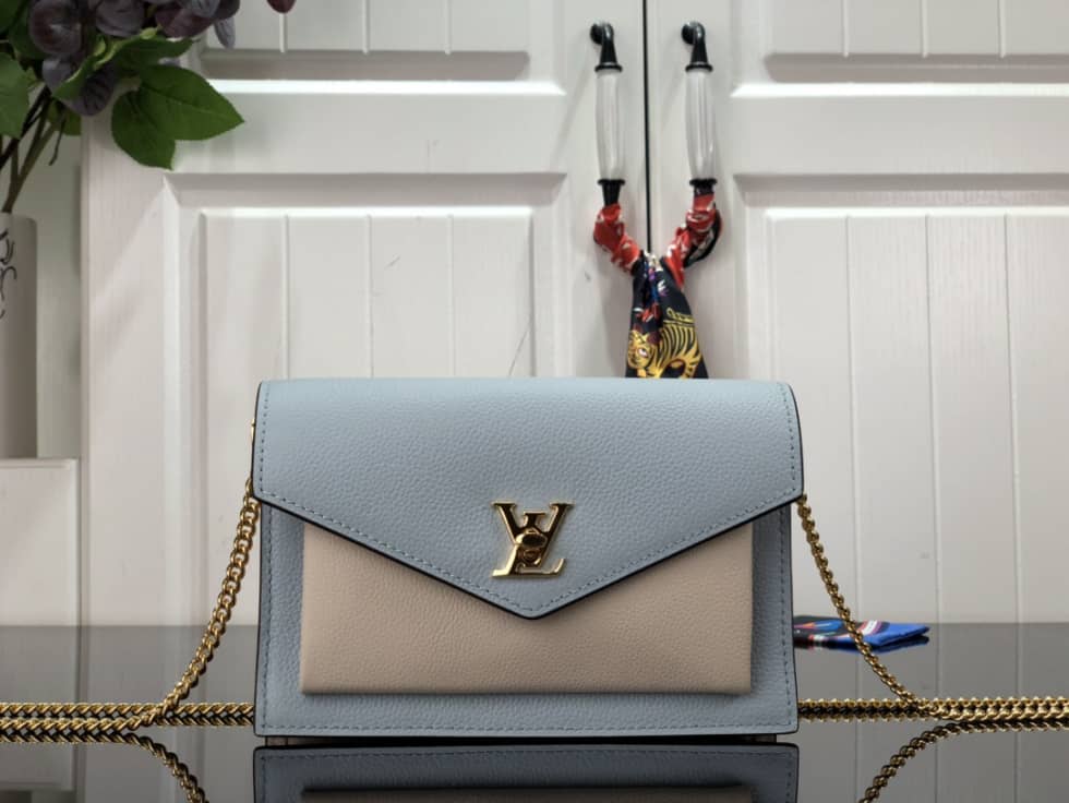 Best Replica Louis Vuitton Mylockme Chain Pochette M63471 Replica Crossbody Bag - Colareps